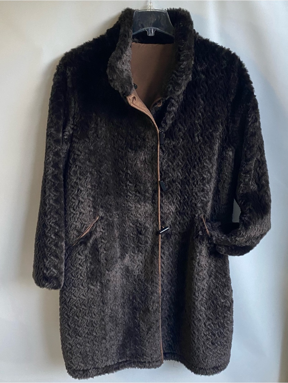 Vintage brown faux fur mob wife midi coat reversible bronze metallic rain coat